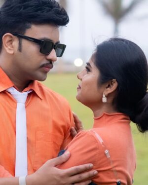 Madhumitha Instagram - Anbe Vaa 🤍🤍🤍
#anchor#actor#azhar#as#mgr#bigfan#of#mgrsongs#with#madhumithaillayaraja#suntv#vijaytv 

Pics : @didit.clickyourmoments 

Manager : @i__am__monty