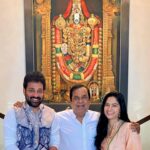 Madhumitha Instagram - మా కెరీర్స్ లో , బ్రహ్మానందం గారితో సినిమాలు చేసిన అనుభవం ఉన్నా, #రంగమార్తాండ ప్రివ్యూ చూసాక , ఆయన్ని కలిసి చూసేవరకు మనసు కుదుట పడలేదు. మాతో రెండు గంటల సమయం గడిపినందుకు ధన్యవాదాలు, ఇది మా భాగ్యం. ఈ రెండుగంటల సమయంలో ఓ చిన్న పిల్లవాడిని, ఓ లోతైన నటుడిని, నటుని అనుభవాల్ని , అనుభవాలు నేర్పిన జీవిత పాఠాల్ని చూసి,విని తరించిపోయాము. కూతురు వచ్చినట్టుందని మీరు అనడం అమితానందాన్నిచ్చింది. మీకు మా పాదాభివందనాలు. ఫోటో దిగుతున్నప్రుడు అమ్మాయి అల్లుడితో ఫోటో దిగినట్టుఉంది అని మీరు సంబోధించడం మనసు పొంగిపోయింది. ఆదిదంపతులుగా సతీమని లక్ష్మి గారి సమేతంగా మీరు మమ్మల్ని దీవించటం మా అదృష్టం . మీరు సదా ఆరోగ్యంగా ఆనందంగా ఉండాలని కోరుకుంటు 🙏🏻 శివమధు ❤️ #brahmanandam garu #SivaMadhu #rangamarthanda #tfi