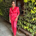 Madhumitha Instagram - You are the presenter of you, be the best, be unique ❤️ #hotpink #blazer #designer #WithLoveSivaMadhu #pink