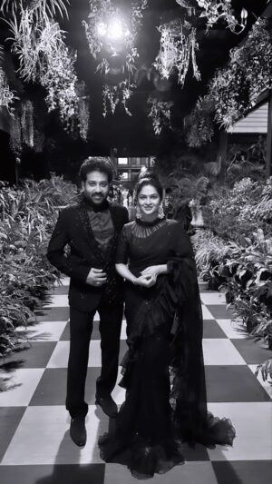 Madhumitha Instagram - 💞 #SivaMadhu 💞 #couplegoals  #couple #love 

Pc @chakrie thank you 😊