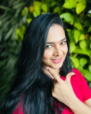 Madhumitha Instagram - #vote #done 😊 #right నేను ఎంచుకున్నవారు ఈ నవ్వును చెరగనివ్వరని అందరికి ఉపయోగపడే అభివృద్ధి పనులు చేస్తారని, సమస్య వచ్చినప్పుడు న్యాయంవైపు నిలుచుని ఎవ్వరికైనా సహాయం చేస్తారని ఆశిస్తున్నా 🙏🏻