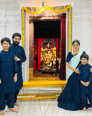 Madhumitha Instagram - 💙🧿 #sivamadhu #dhanvingagan #family 

Outfits by @pns_collections_madhuri
