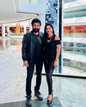 Madhumitha Instagram - 💞 #sivamadhu #couple #lovers #married #love #destiny #blessed #madhumithasivabalaji #blessed🙏