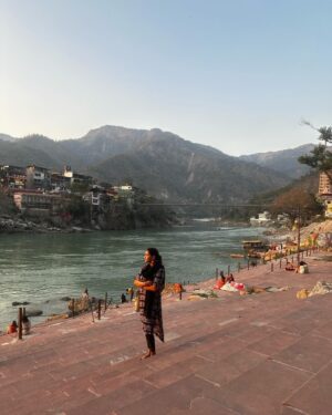 Madhuri Itagi Instagram - Flow.. 🌸
#gangariver #ganges