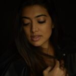 Madhuri Braganza Instagram - Loving yourself is not something that just happens, it’s a choice you make every damn day.🖤 Loving yourself is what makes you want to develop your mind, look after your body, take care of your heart and nurture your soul.✨ Also, raw/unedited @nim.is.hh photographs > treated/ edited @nim.is.hh photographs 🫡 #portraiture #indoorphotography #indoorsy #humanphotography #portfoliopictures #portfolioshots #portraits #minimalism #allblack #nofilter #poserforlofe #nimishjainphotography #loveyourself #loveyourbody