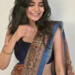 Madhuri Jain Instagram - Never felt so alive in my own skin and honestly , it’s beautiful and empowering 🤍💙 #bareskin 📸: @navin_prasathh Saree : @tribanga_india