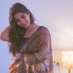 Madhuri Jain Instagram - Never felt so alive in my own skin and honestly , it’s beautiful and empowering 🤍💙 #bareskin 📸: @navin_prasathh Saree : @tribanga_india