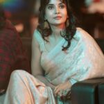 Madhuri Jain Instagram - VC: @signature_moments MUA: @scarlet_makeup_artisty Styling: @hannah.glory Designer : @niga_designers