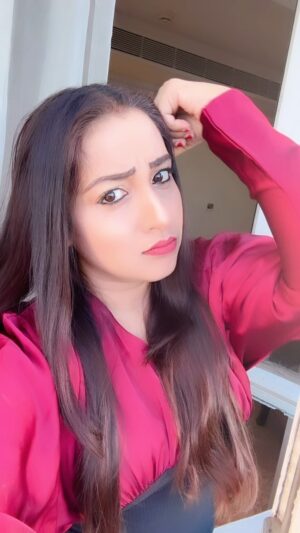 Madhusree Sharma Instagram - पियू बोले, पिया बोले.💕

#love #reelitfeelit #feelings #trendingreels #trending #madhusreesharma #explore #explorepage #reels