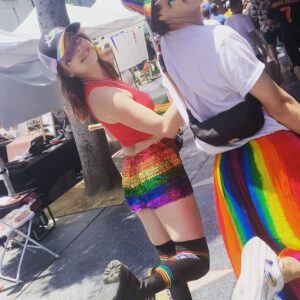 Madison Davenport Instagram - 🌈🌈🌈 #pridemonth 🌈🌈🌈
Hello I’m Bisexual and proud! My little brother is gay and proud!! My mom is proud as fuck of both of us! 💕💕

#beproud #pride🌈 #pride