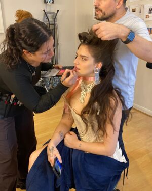 Mae Muller Instagram - hope u love written by a woman as much I do 💝 i got bored of talking shit about men so wrote about the female gaze instead :) also i want this in the next season of bridgerton who do i call about that x