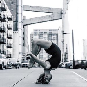 Maesi Caes Instagram - 📍minneapolis 

••••••••••••••••••••••••••••••••••••••••••••••••••••••
can’t even begin to tell you how much i love working with @rouse_photos !! 🤍 this was our second time shooting together, and i absolutely loved every second of it ‼️ we had so much fun creating amazing artistry and working with the beautiful minneapolis scenery ... i am so blessed to have been able to bring cobey's visions to life and can’t wait to work with him again soon !! 📸🫶🏙