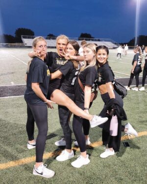 Maesi Caes Instagram - last rodeo 🐮👢
#hoco #senioryear