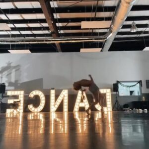 Maesi Caes Instagram - my home 🫶
•
•
•
#dancer #dancemoms #turns #aldc #wod #agt #banners #halflight #trickinspo #acro #flexible #tiktok