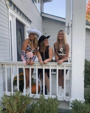 Maesi Caes Instagram - last rodeo 🐮👢
#hoco #senioryear