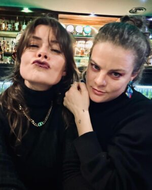 Mafalda Luís de Castro Instagram - La vida no vuelve 🖤