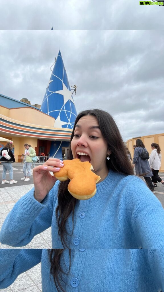 Mafalda Creative Instagram - Comi que nem um animal na Disneyland Paris 🐭🍪🍦