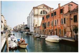 Magalie Lépine-Blondeau Instagram - Venise on film