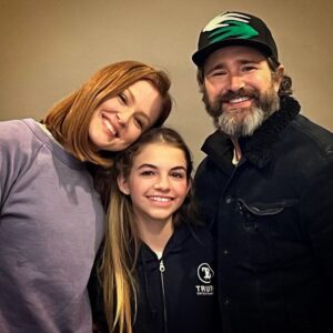 Maggie Geha Instagram - @mattdallas what a dream hopping from set to set with you not to mention getting to be your screen wife and @rhys_olivia has me feelin like a proud momma in real life; you are so incredible! ❤️🥰 #screenfamily