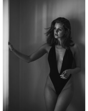 Maggie Geha Instagram - Thanks for capturing the way you do @retosterchi , thanks for the onesie @reginadoland , thanks for being such a good boy Otis 🖤