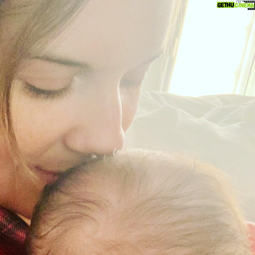 Maggie Grace Instagram - The BEST mornings! ☕️👶🏻🌞 The shift to parenthood has been the most profound and beautiful experience of my life. 2020 is a wild time to have a baby. We long to offer him a better, more compassionate world, and we want to equip him to make it better. Let’s elect leaders our kids can look up to. Please vote. 🤍#whatimvotingfor #whyivote #yourvotematters #votebymaskormail @joebiden @kamalaharris