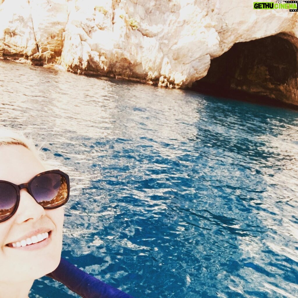 Maggie Grace Instagram - ⛵️Je veux un été infini...