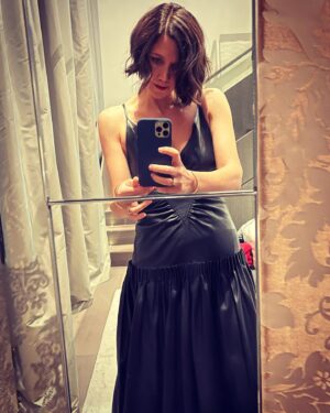 Maggie Gyllenhaal Instagram - Leather @loewe in Lyon….