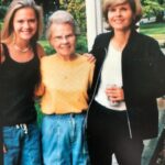 Maggie Lawson Instagram - ✨OUT NOW✨ Our Mother’s Day episode! Happy Mother’s Day to my mom and all of the moms. 🌺🌼🌸