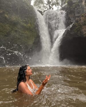 Maheswari Yayathiraj Instagram - To the next splash of adventure.

#bali #birthdaypost #selflove #teganunganwaterfall #naturelover #travelgram #lovetotravel
