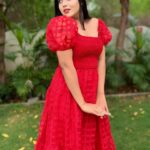 Mahi Maheswari Instagram - 👗 @myroopamsboutique. #Clothing #Hair #Joint #Hand #Hairstyle #Photograph #Shoulder #Leg #One-PieceGarment #Smile #Neck
