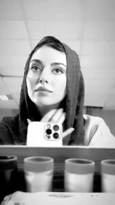 Mahshid Javadi Instagram - اتاق گریم