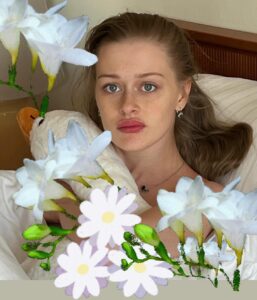 Actress Mahulena Bočanová HD Instagram Photos and Wallpapers March 2024