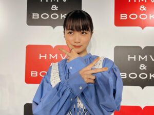 Mai Fukagawa Instagram - 写真集お渡し会📚
お越しくださった皆さま、取材に来てくださった記者の皆さま。本当にありがとうございました！
初めましての方も、お久しぶりの方も。皆さんといろいろなお話ができて、始まってから終わるまで、ずっと心がじーんとしていました。
何度か泣きそうになったのを必死でこらえていたら、マネージャーさんも泣きそうになってました。笑
あたたかい時間と言葉の数々を本当にありがとうございました✨またお会いできる機会を楽しみにしています。

そして、明日は初めてのファンクラブイベント。
楽しそうなことをぎゅっと詰め込んでみました。
どうなるかなぁ…？
明日来られる方はお気をつけてお越しください！