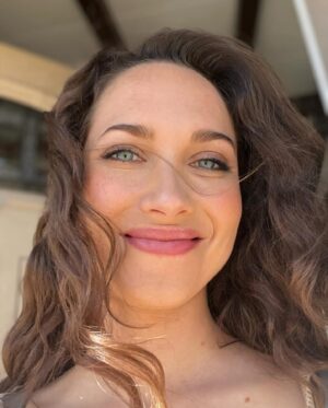 Maiara Walsh Instagram - Sometimes the best thing you can do is let go. 

🇧🇷 Às vezes a melhor coisa que você pode fazer é deixar ir.