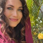 Maiara Walsh Instagram - Saudades Parte 1 🇧🇷❤️ I spent almost a year in Brazil on @seriereis with an amazing cast and crew, on a rollercoaster ride of emotions playing Abigail, a character who will always hold a special place in my heart. 🇧🇷 Não acredito que quase um ano já passou. Saudades do elenco e do equipe incrível e desses cenários lindos. A personagem Abigail foi criada com muito amor e carinho. Ela sempre terá um lugar especial no meu coração. Não deu pra adicionar todos os vídeos que eu queria, então vamos por partes :)