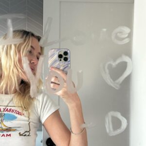 Maika Monroe Instagram - 