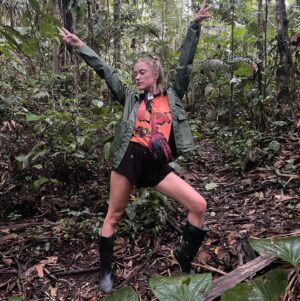 Maika Monroe Instagram - 🇵🇪