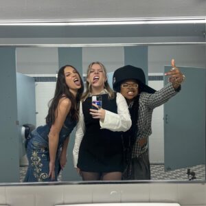 Maisy Stella Instagram - My old ass premiere at sundance !!!!!!
Greatest night I could have ever imagined. Thank you for all of the love already, I’m beaming beaming beaming. ❤️‍🩹❤️‍🩹❤️‍🩹❤️‍🩹❤️‍🩹❤️‍🩹