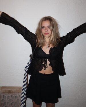 Maisy Stella Instagram - 🐝🐝🐝🐝🐝🐝
