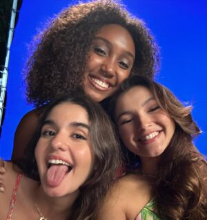 Maitê Padilha Instagram - fomos felizes em Tudo Por Um Popstar 2 🤍

equipe e amigos de elenco, vou sentir saudades. 

@panoramica_filmes obrigada por mais uma vez juntar tanta gente legal pra fazer um filme, é o que a gente mais ama mesmo 🎬