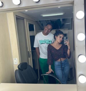 Maitê Padilha Instagram - fomos felizes em Tudo Por Um Popstar 2 🤍

equipe e amigos de elenco, vou sentir saudades. 

@panoramica_filmes obrigada por mais uma vez juntar tanta gente legal pra fazer um filme, é o que a gente mais ama mesmo 🎬