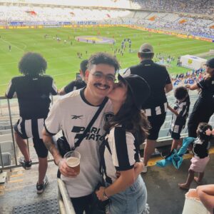 Maitê Padilha Instagram - foram as tatuagens e o mullet.

ou o fato de que eu amo cada pedacinho seu e o jeito que sua cabeça funciona e amo te ouvir falar e quando você ri das minhas piadas e amo o tanto que a vida é melhor com você perto 

mas acho que nao… acho que foram as tatuagens e o mullet.