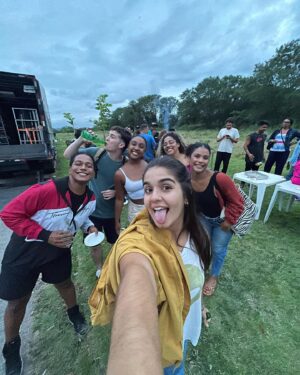 Maitê Padilha Instagram - tenho trabalhado e saído com meus amigos

tem vida melhor? ✨