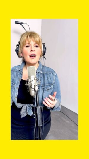 Maite Kelly Instagram - .

Ich sing meine Lieder
Ich tanz immer wieder
Nimm meine Hand
Wir halten allem stand

#ichsingmeinelieder
