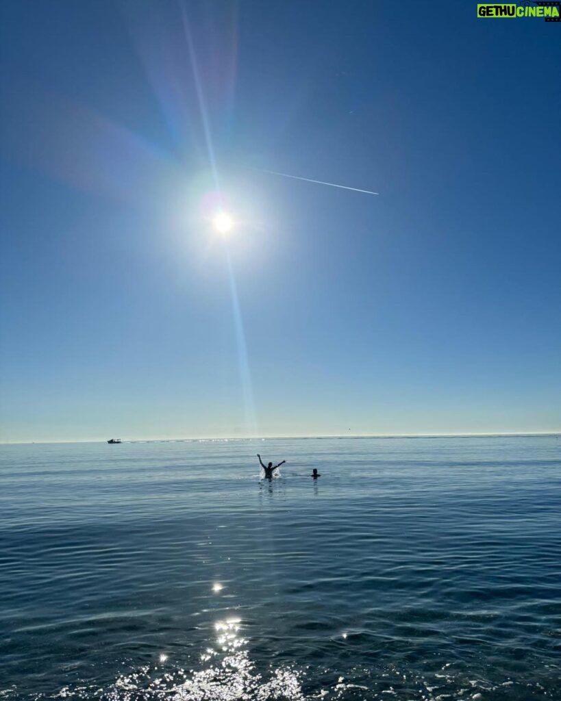 Maja Bohosiewicz Instagram - 15.11.2023 Drogi pamiętniczku dzisiaj byłyśmy w morzu. Było super