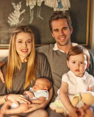 Majandra Delfino Instagram - Happy Birthday to this cutie. Love you @davidwalton - thank you for being born and staying alive long enough to meet me, make babies and hopefully, carry out my funeral notes to a T. Don’t ever stop being a party, even if it’s an early to bed, Ayurvedic one. ♥️🐍