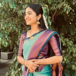 Malavika Manoj Instagram - Swipe left ➡️

🦚✨