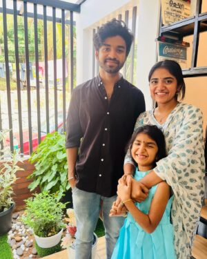 Malavika Manoj Instagram - 📸

#siblings