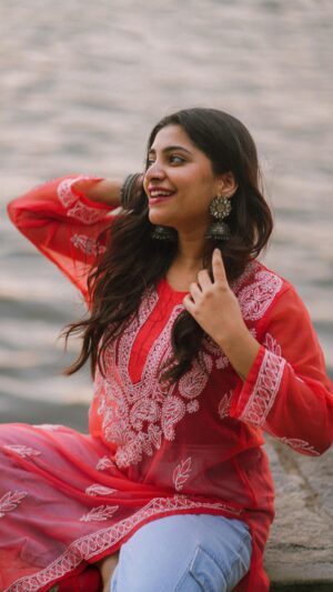 Malavika Sreenath Instagram - Unakku Thaan 🫰🏻❤️

#reels #trending #chithha #santhoshnarayanan #tamil #tamilsong #reelsinstagram #unakkuthaan