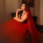 Malavika Sreenath Instagram - रानी 🌹 Photography @muzammilmooza Styling @styledbyalbin_ @_a.l.b.i.n MUAH @_anish_makeup_artist Outfit @thunnal Jewellary @adorebypriyanka Location @abad.hotels Special Thanks @the_humble_musician